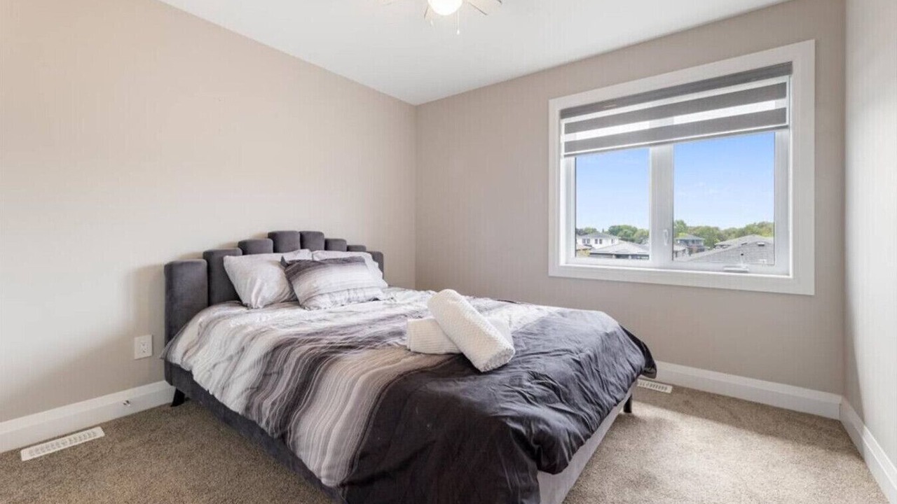 Photo of Bedroom in Colborne