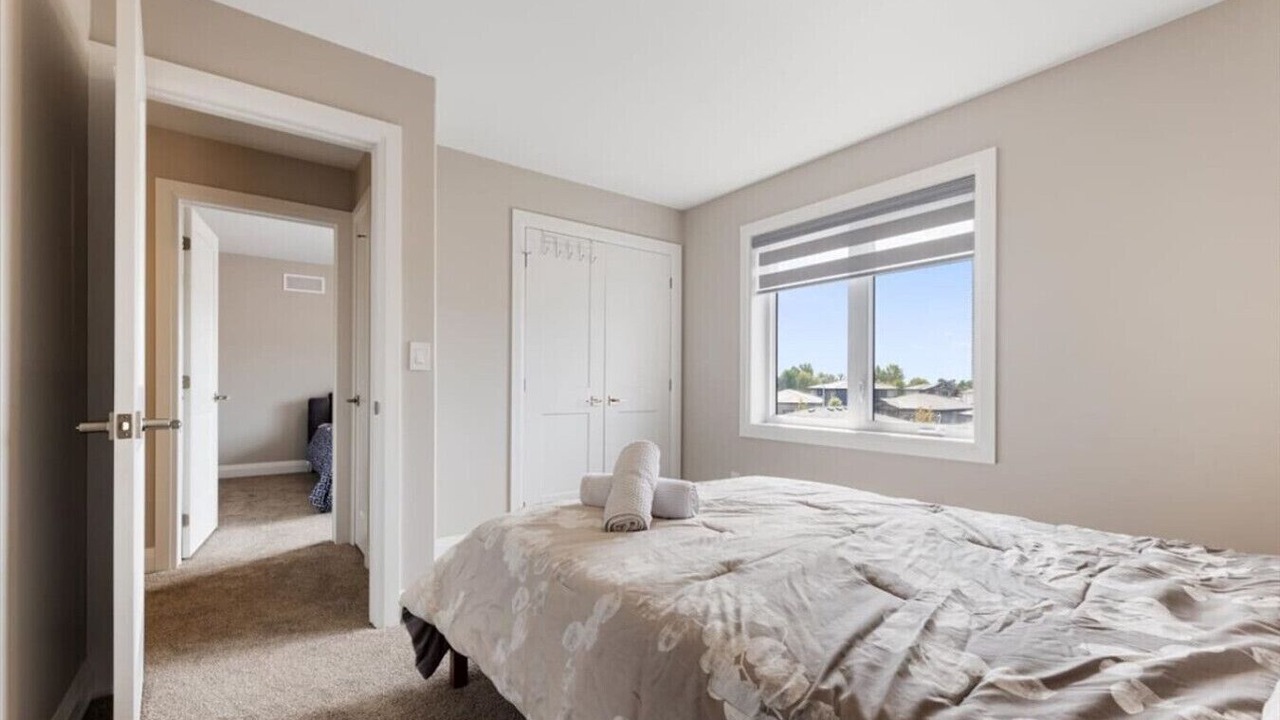 Photo of Bedroom in Colborne