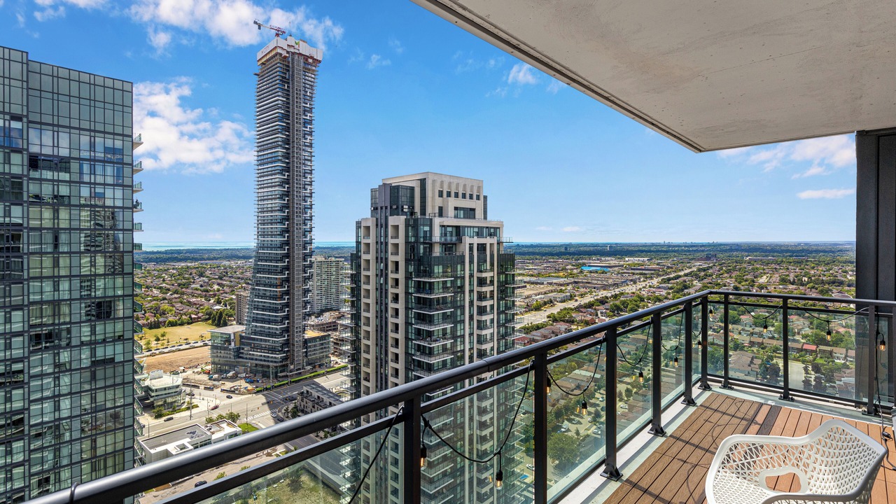Photo of Outdoor in Downtown Mississauga