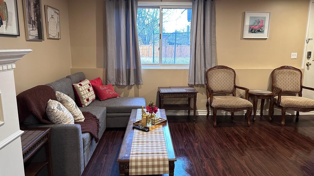 Photo of Livingroom in Courtice