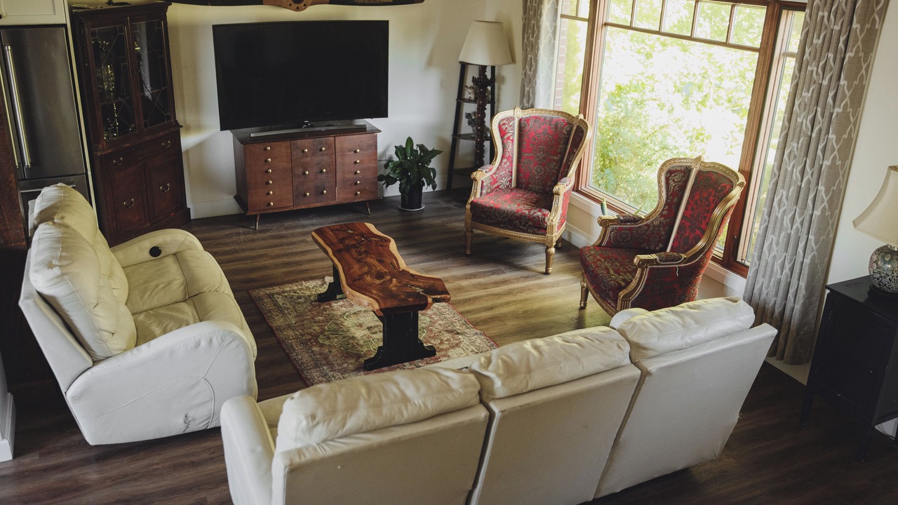 Photo of Livingroom in Plympton-Wyoming