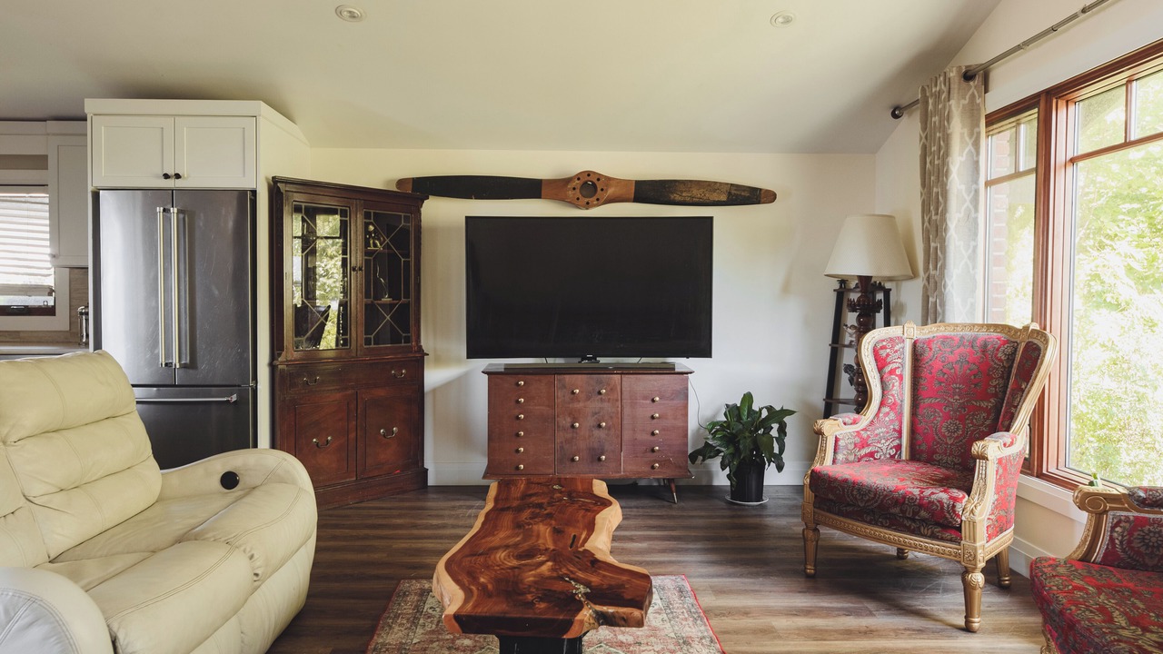 Photo of Livingroom in Plympton-Wyoming