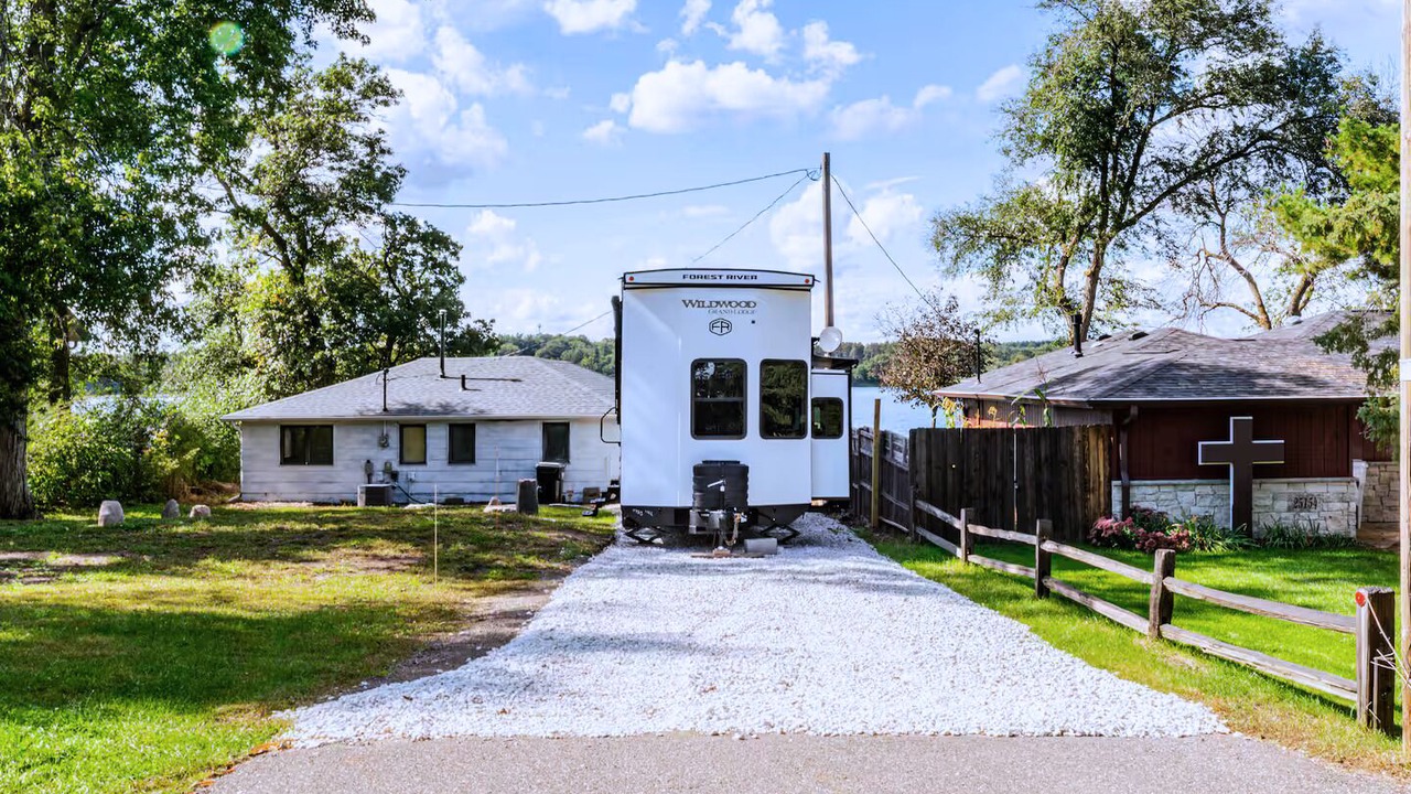Photo of Outdoor in Big Lake