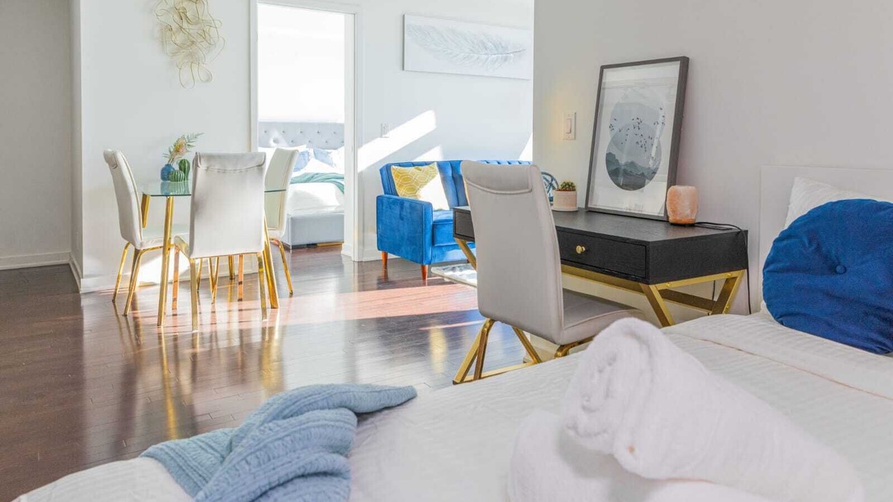 Photo of Bedroom in Toronto Entertainment District