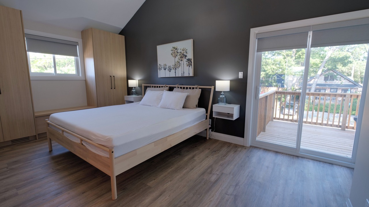Photo of Bedroom in Grand Bend
