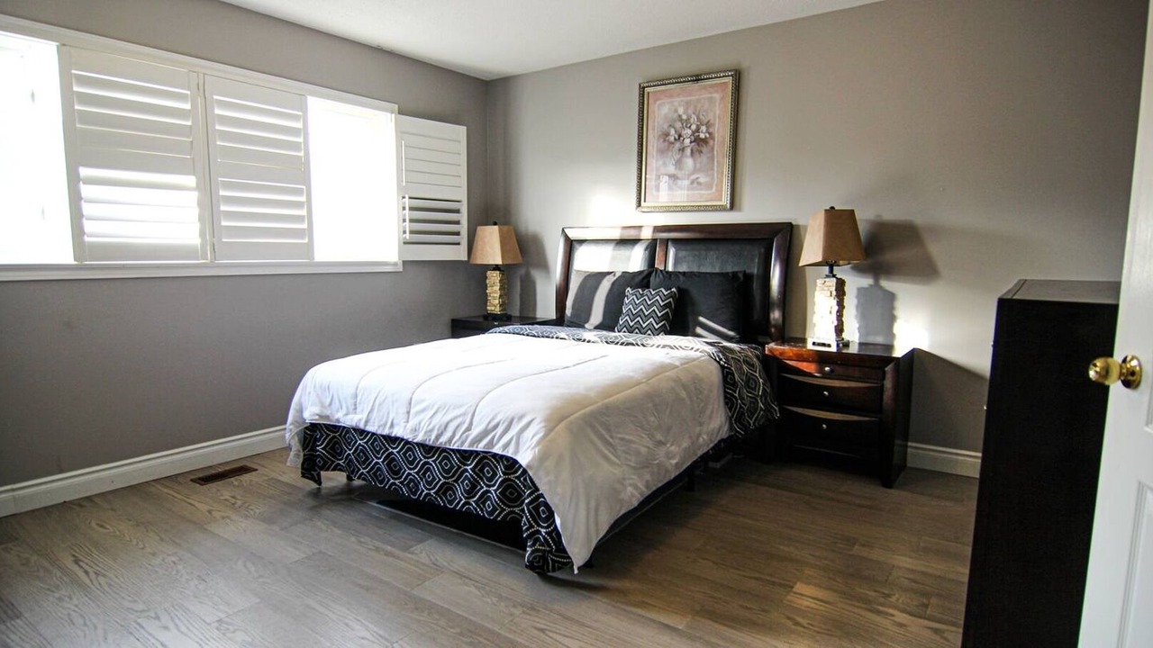 Photo of Bedroom in Churchill Meadows