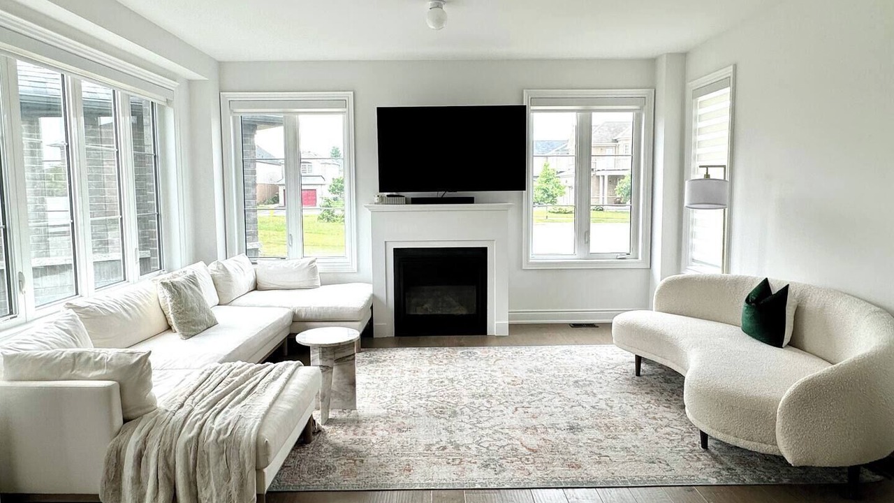 Photo of Livingroom in Whitby