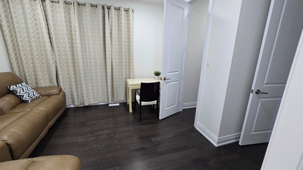 Photo of Livingroom in Vaughan