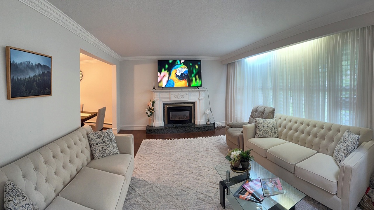 Photo of Livingroom in Mineola