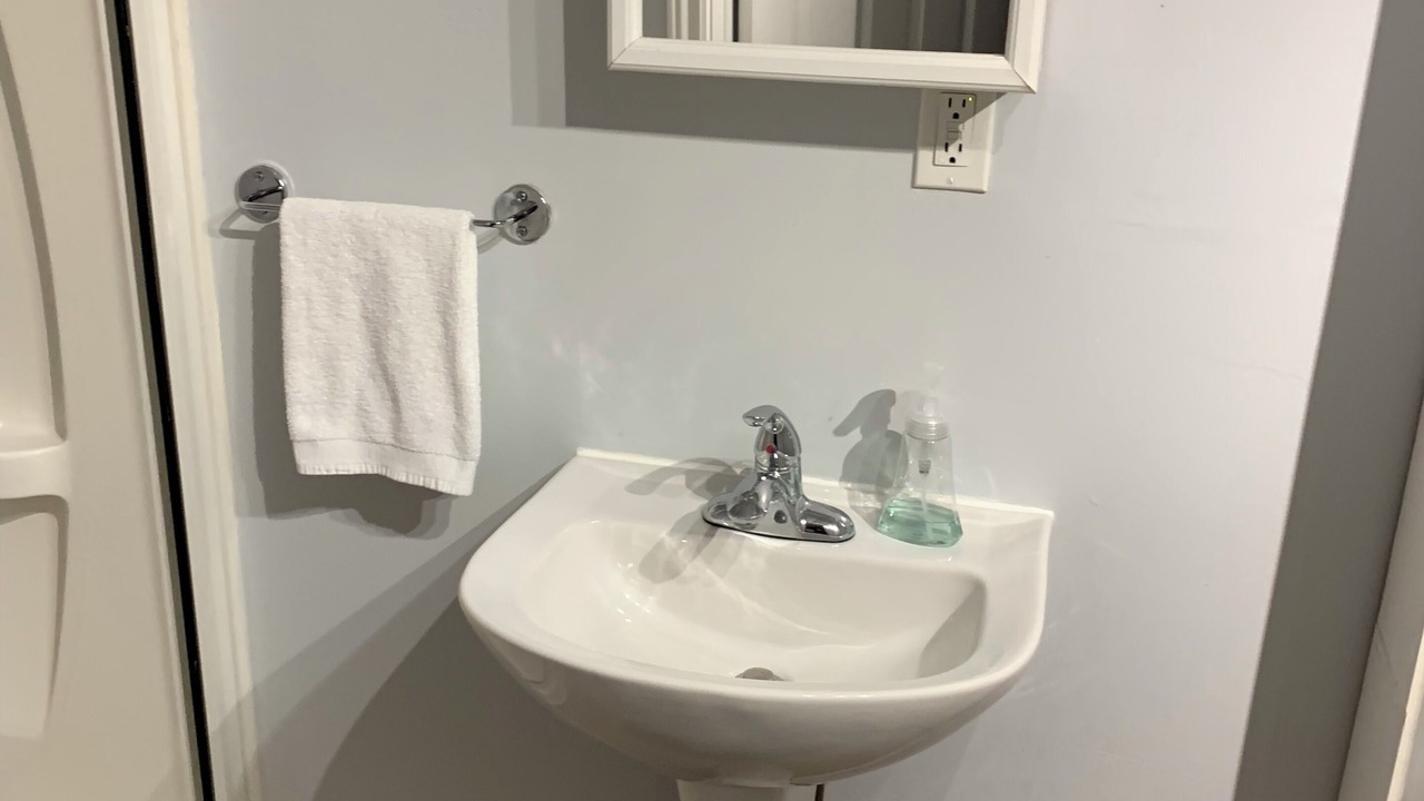 Photo of Bathroom in Upper Beaches