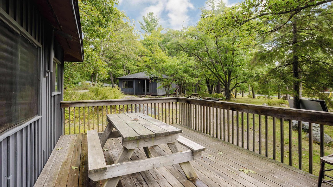 Photo of Outdoor in Carling