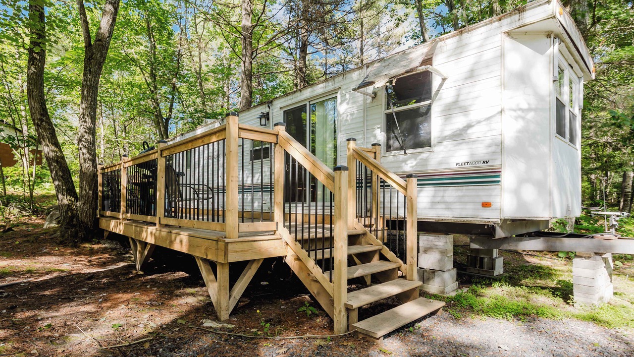 Photo of Outdoor in Carling