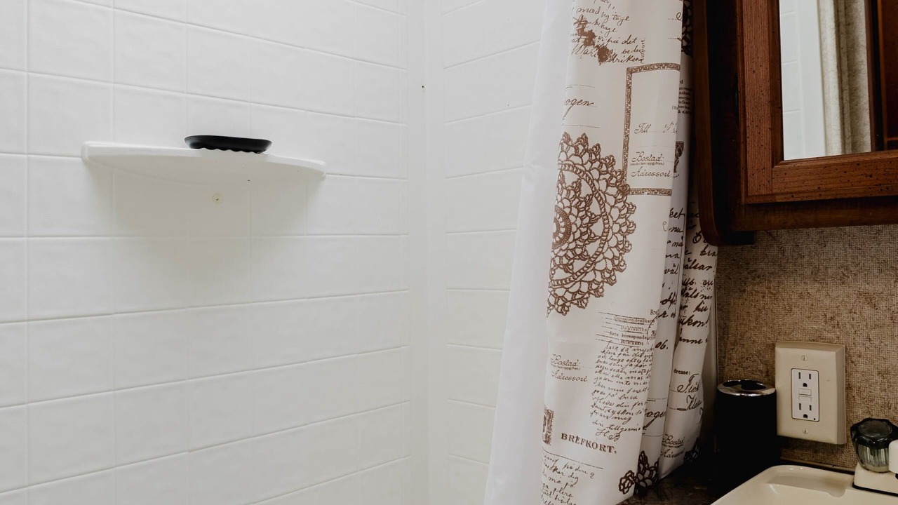 Photo of Bathroom in Carling