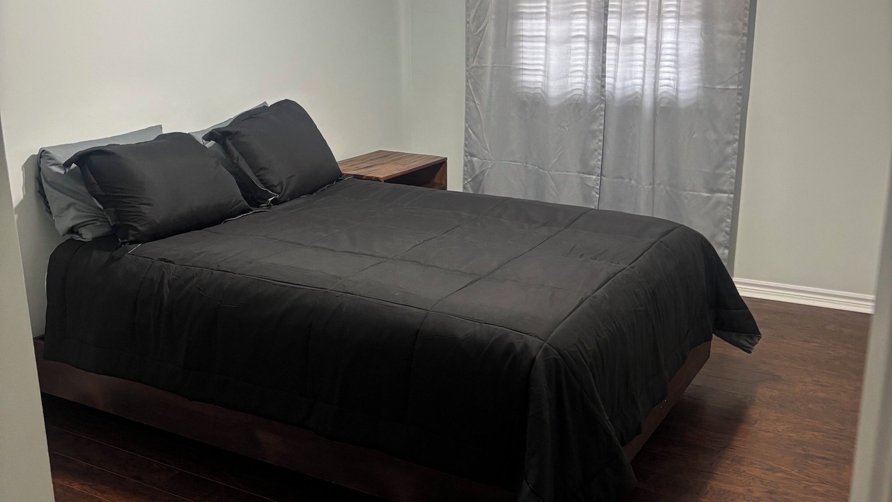 Photo of Bedroom in Hamilton