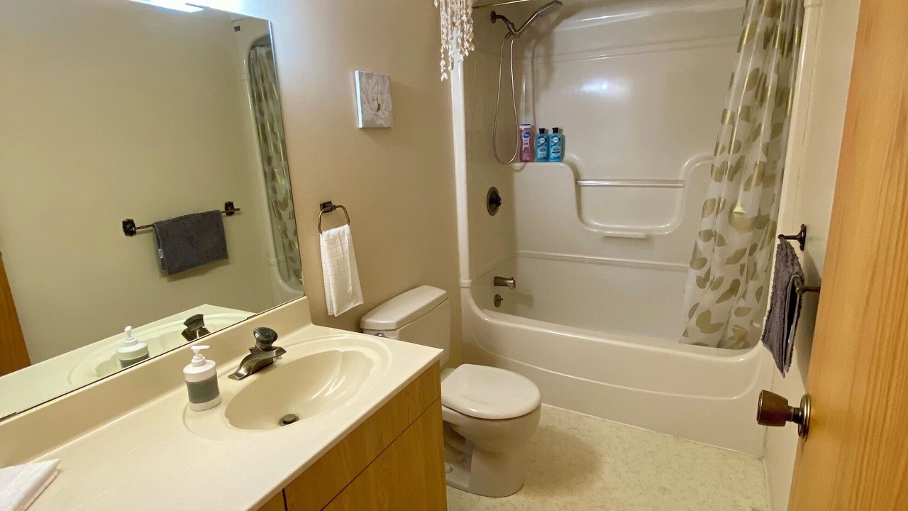Photo of Bathroom in Unorganized Thunder Bay District