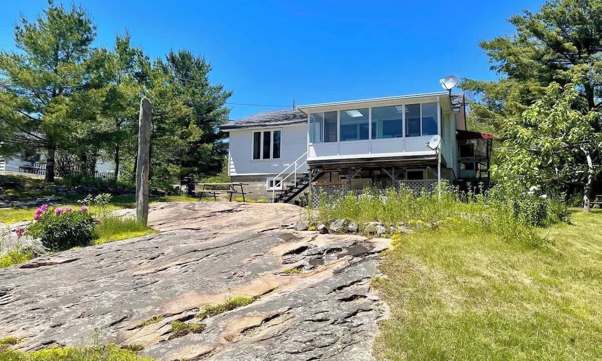 Photo of Outdoor in Carling