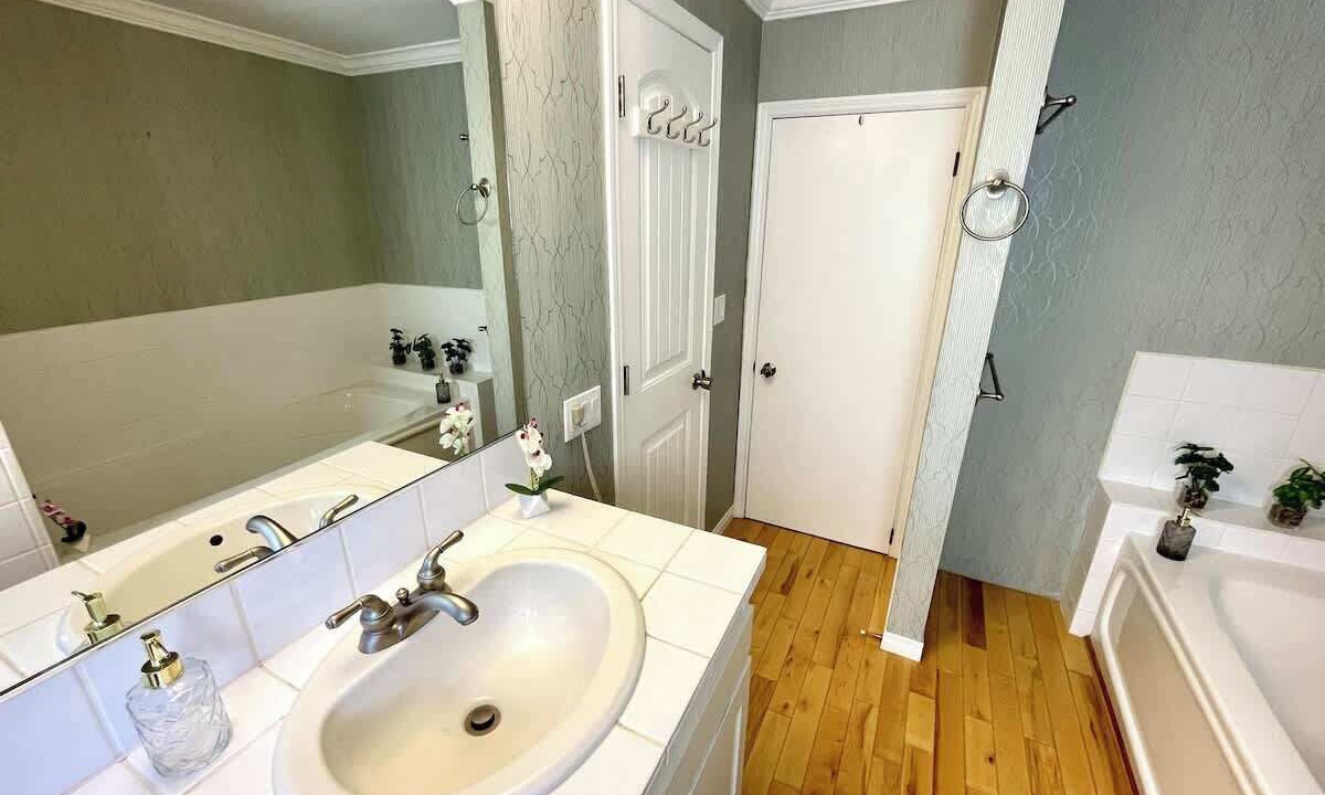 Photo of Bathroom in Bobcaygeon
