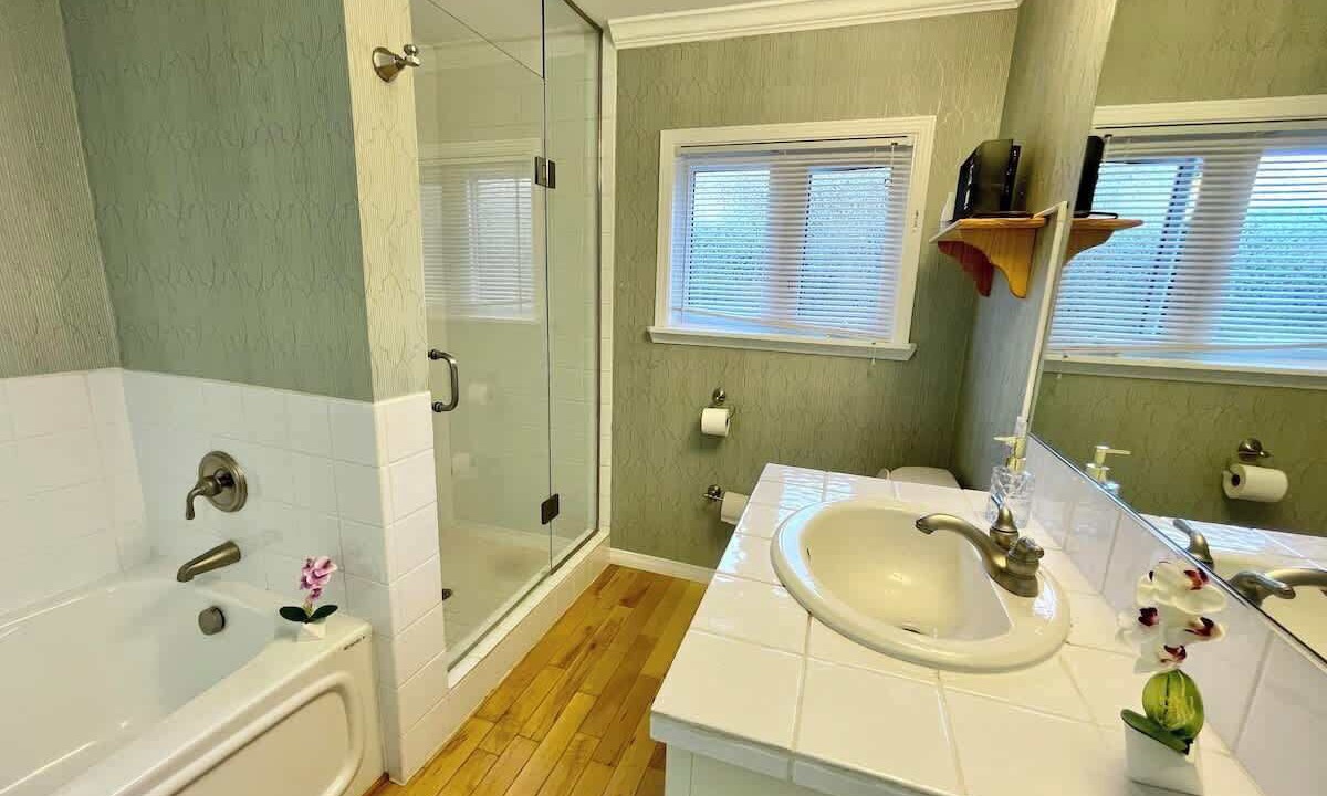 Photo of Bathroom in Bobcaygeon