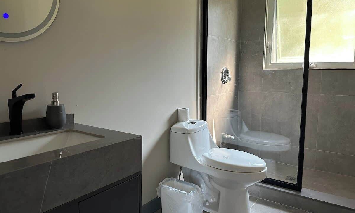 Photo of Bathroom in Lakefield