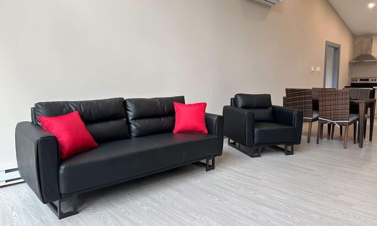 Photo of Livingroom in Lakefield