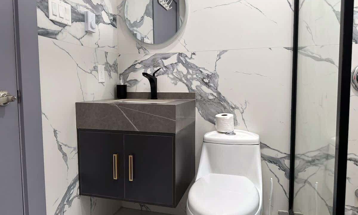 Photo of Bathroom in Lakefield