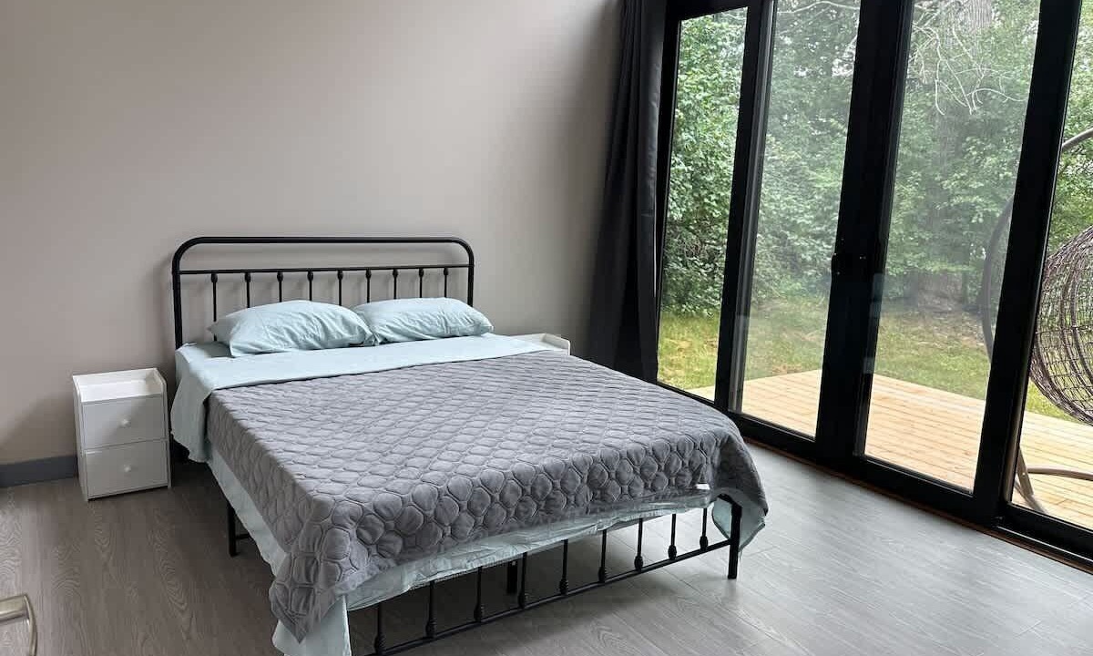 Photo of Bedroom in Lakefield