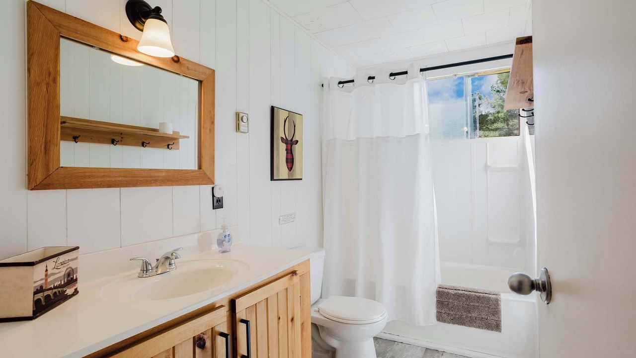Photo of Bathroom in Carling
