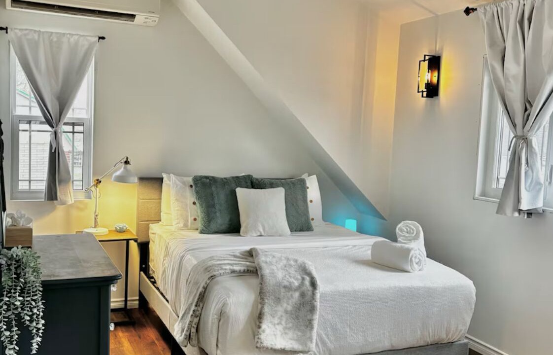 Photo of Bedroom in Port Colborne