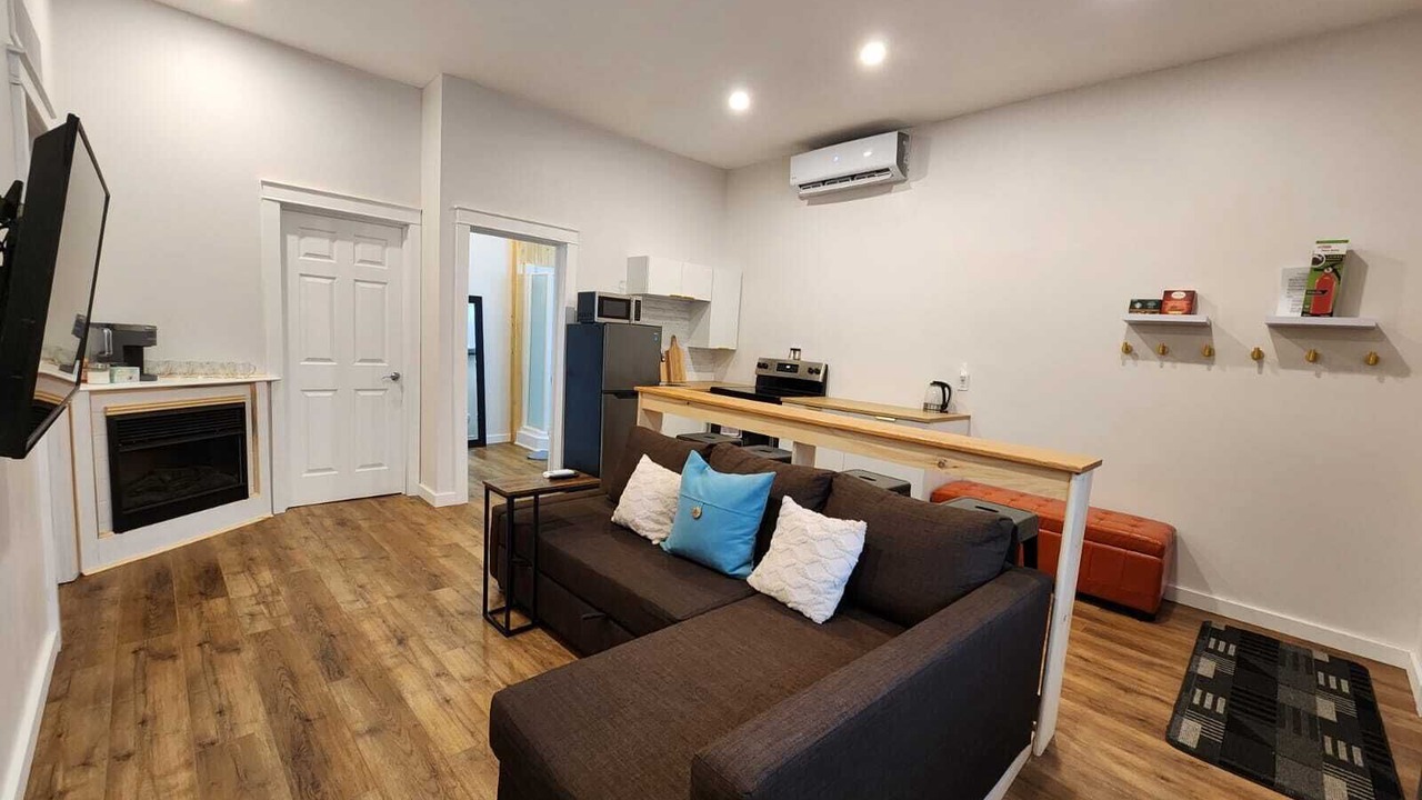 Photo of Livingroom in Belleville
