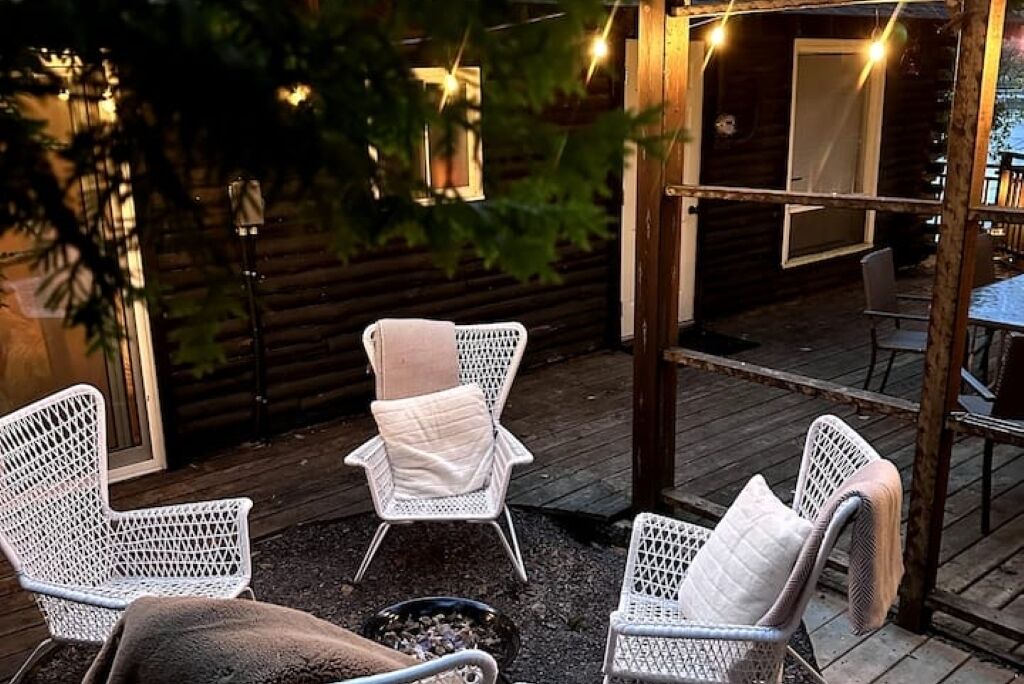 Photo of Patio Balcony in Utterson