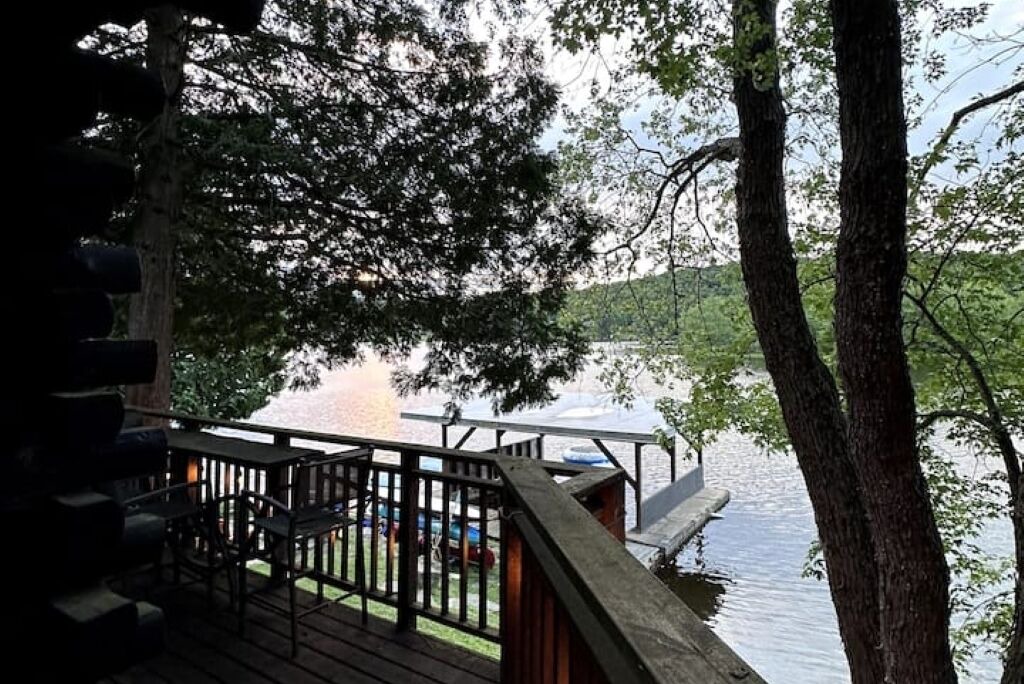Photo of Patio Balcony in Utterson