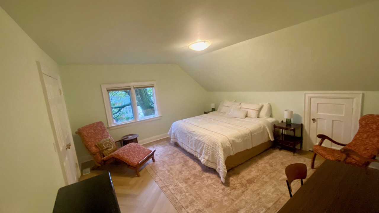 Photo of Bedroom in The Beaches