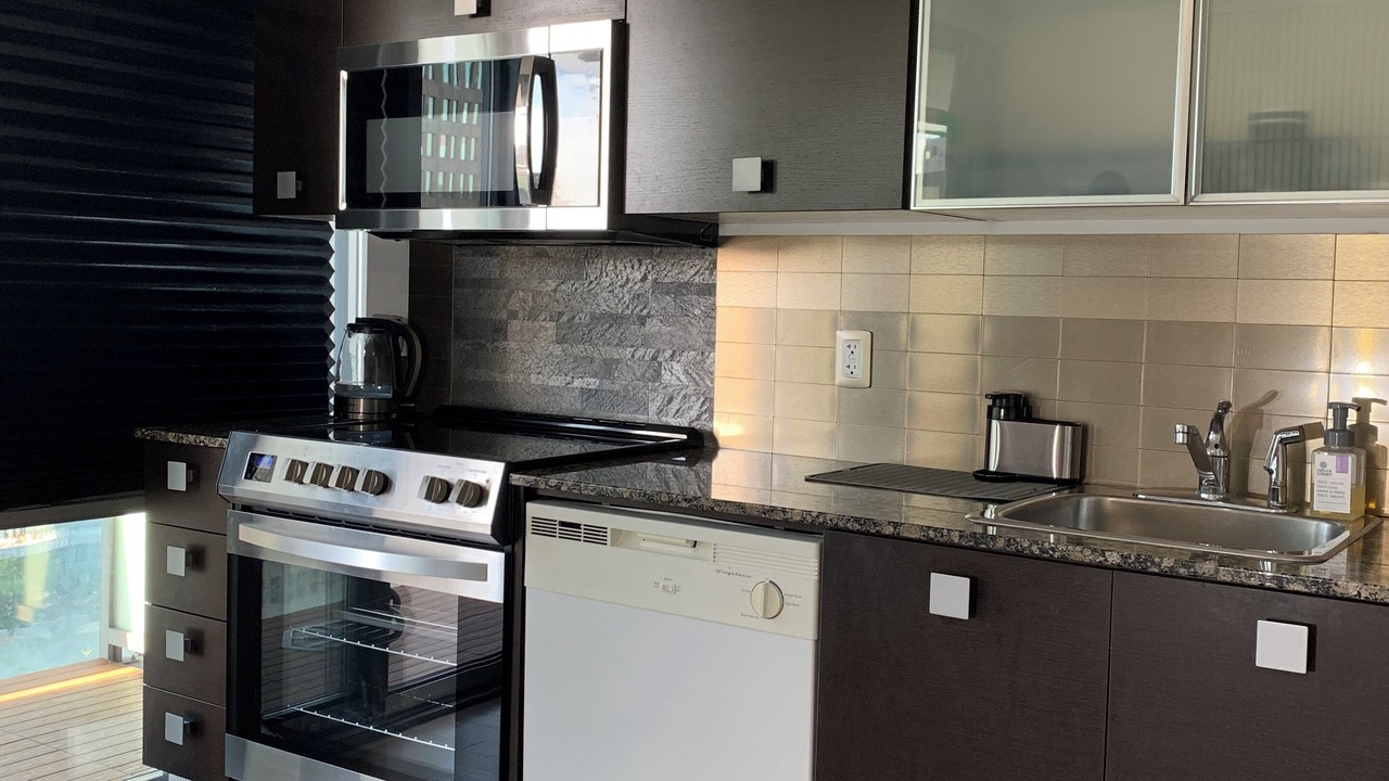 Photo of Kitchen in Bay Street Corridor