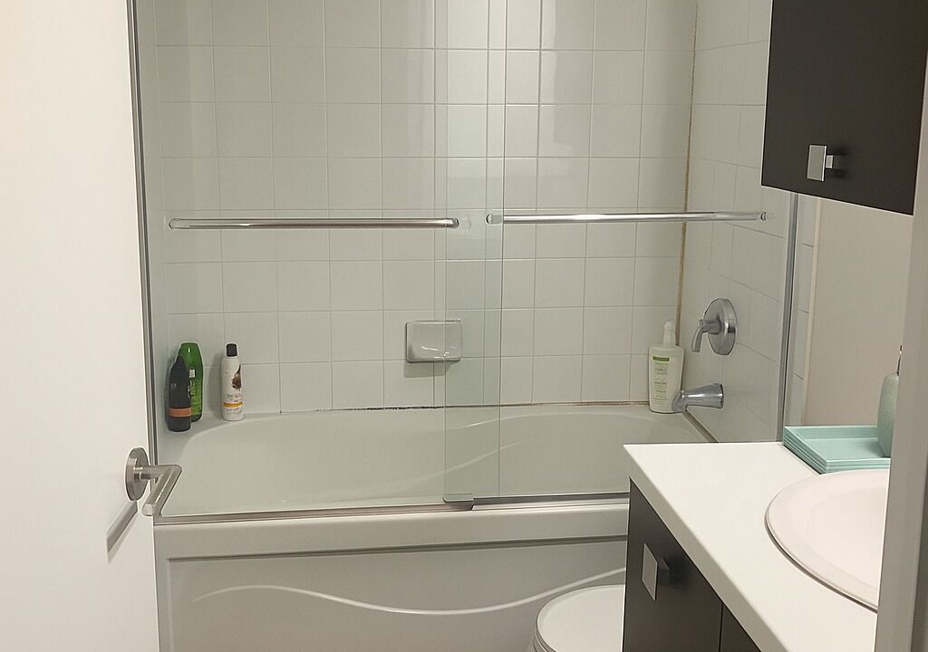 Photo of Bathroom in Bay Street Corridor