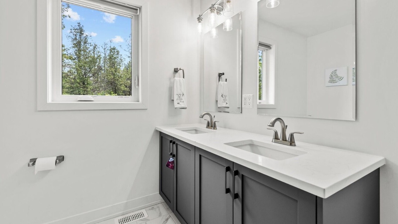 Photo of Bathroom in Beckwith