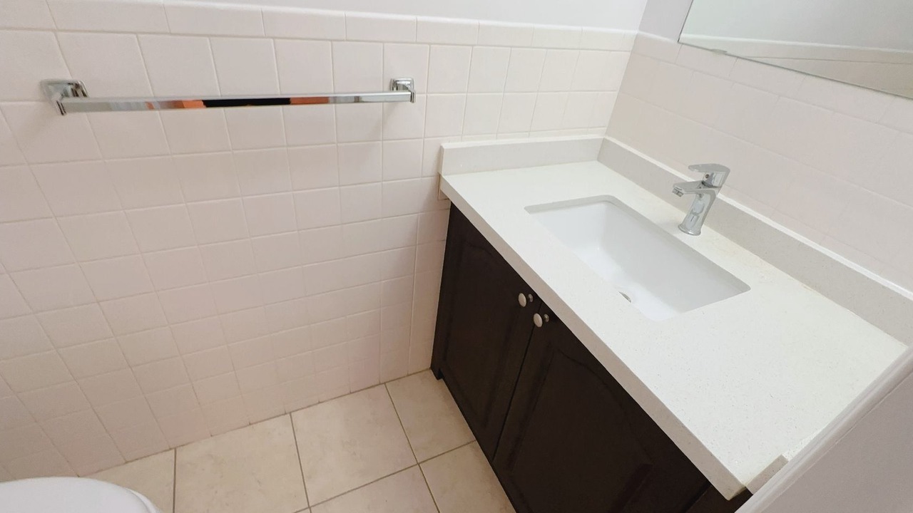 Photo of Bathroom in Applewood