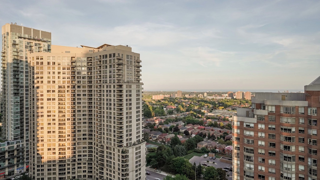 Photo of Outdoor in Downtown Mississauga