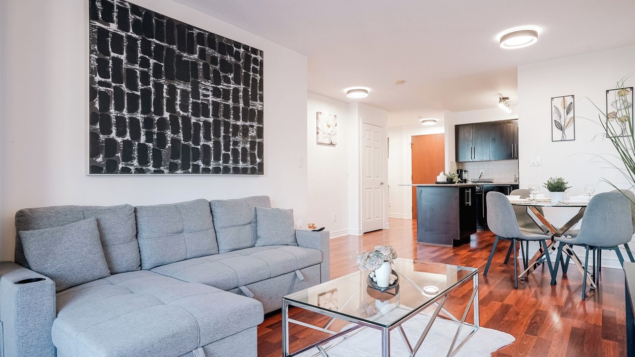 Photo of Livingroom in Downtown Mississauga