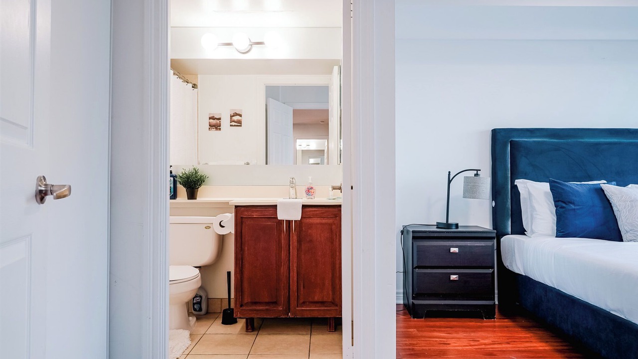 Photo of Bathroom in Downtown Mississauga