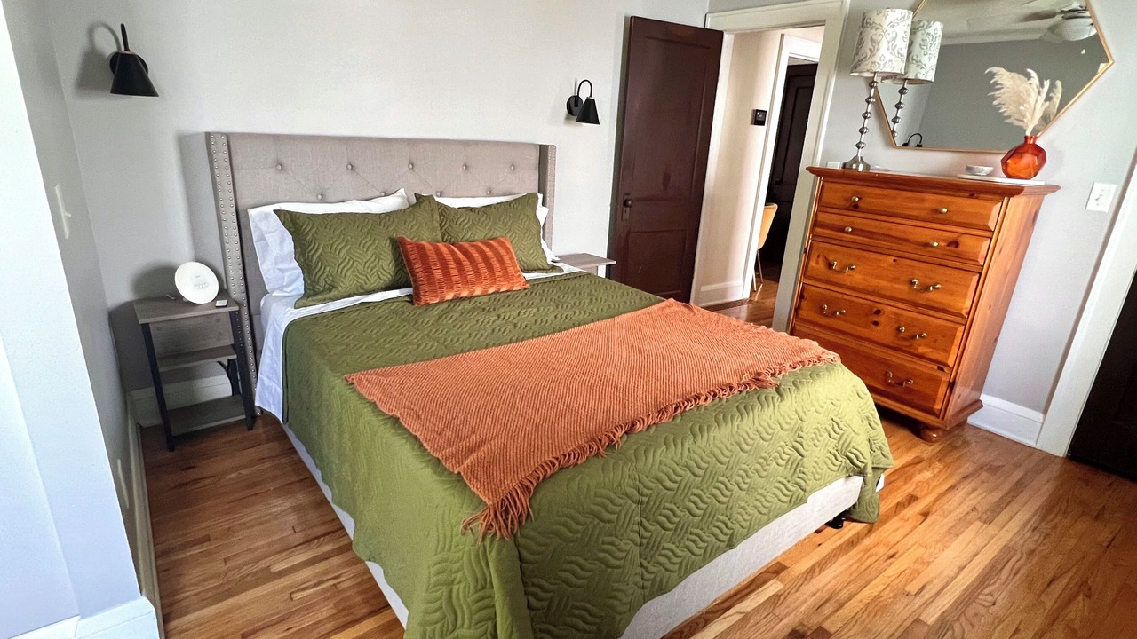 Photo of Bedroom in Victory