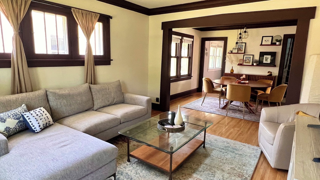 Photo of Livingroom in Victory