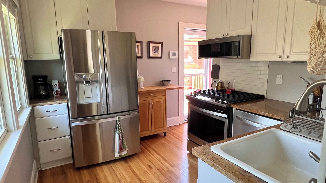 Photo of Kitchen in Victory