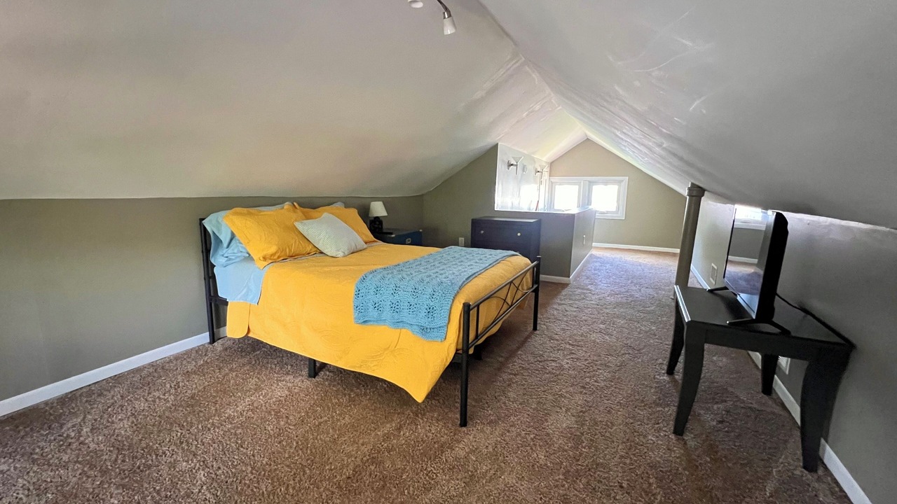 Photo of Bedroom in Victory
