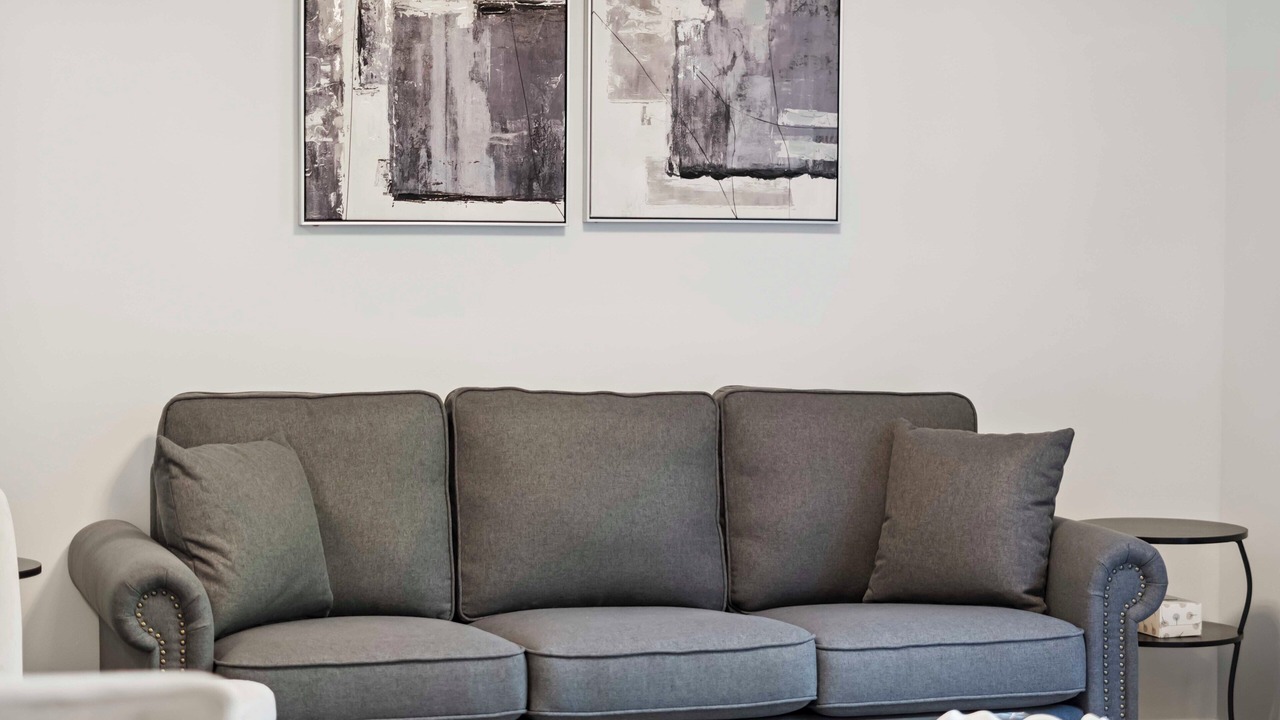 Photo of Livingroom in Ottawa Division