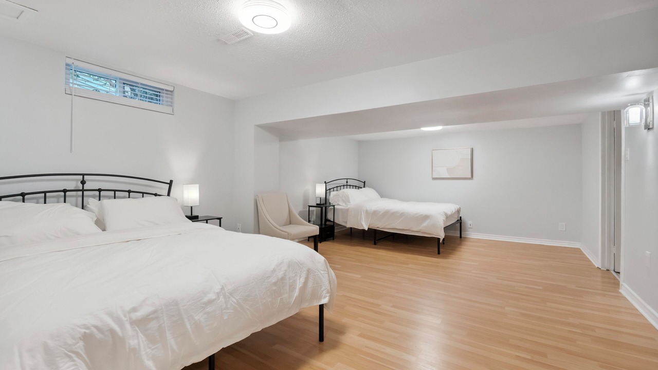 Photo of Bedroom in Ottawa Division