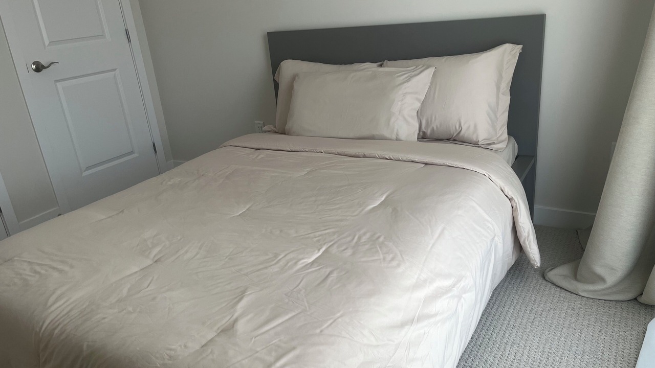 Photo of Bedroom in Ottawa Division