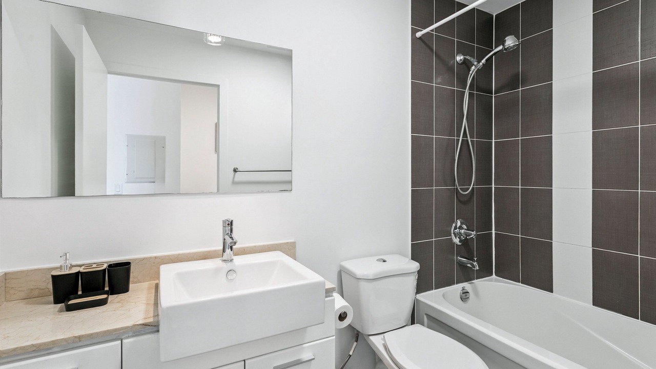 Photo of Bathroom in Bay Cloverhill