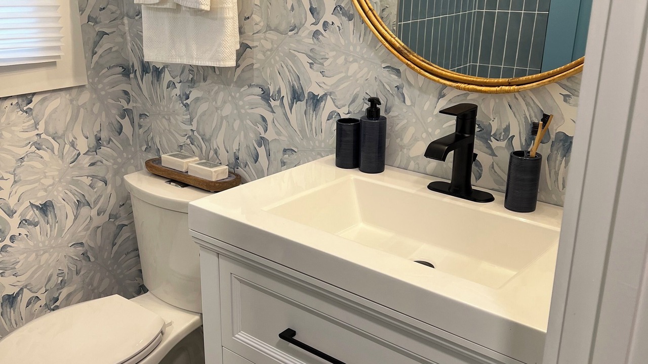 Photo of Bathroom in Lakehurst
