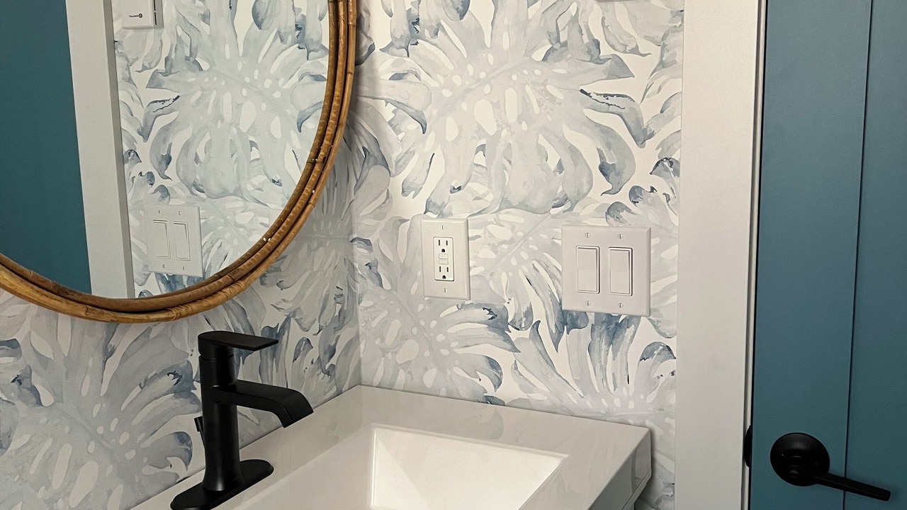 Photo of Bathroom in Lakehurst