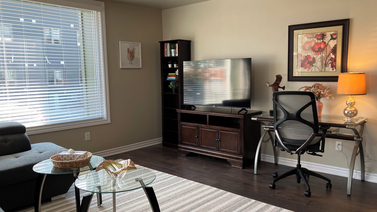 Photo of Livingroom in Ottawa Division